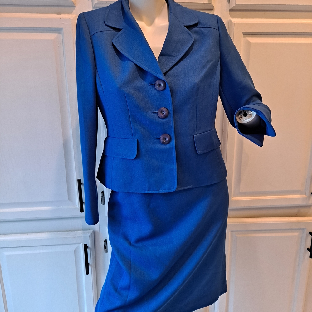 Evan Picone Royal Cobalt Blue Tailored Blazer & Pencil Skirt Set